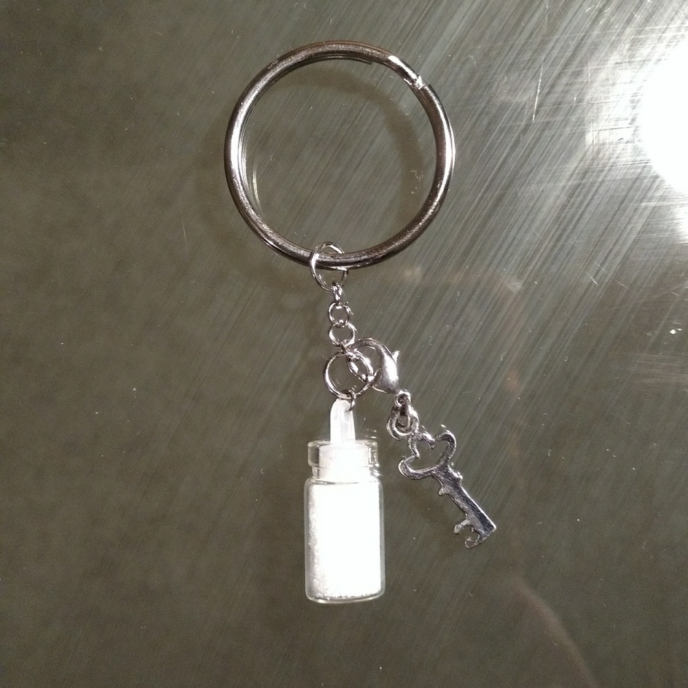 BOGO🎉New✨ Fairy Key & Glitter Dust Bottle Key Chain